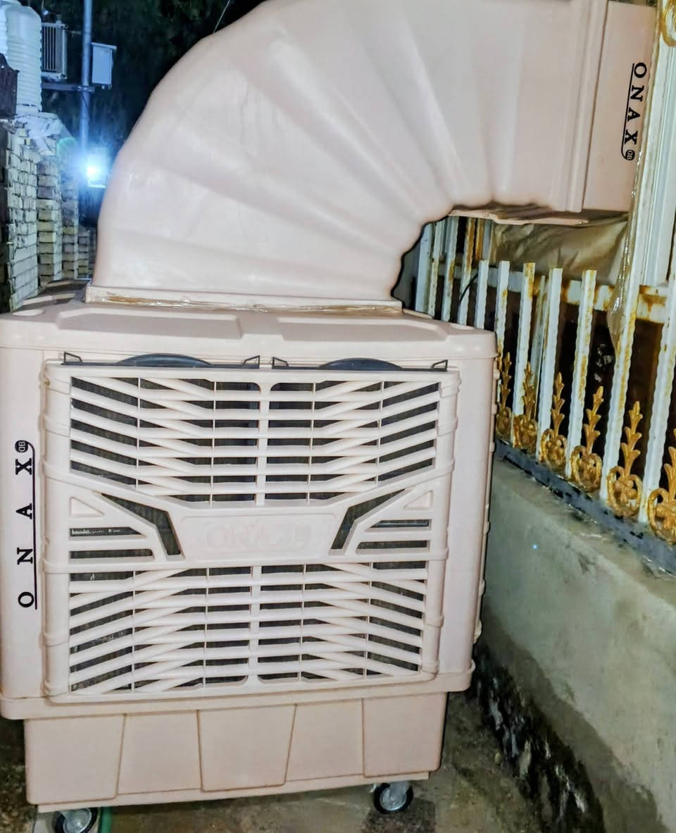 مبرده حجم كبير جديده مستخدمه قليل السعر 650/وبيه مجال /لتفاصيل اكثر الاتصال/***********
