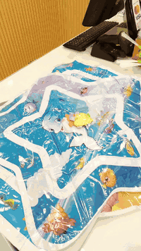 مفرش مائي للاطفال  السعر 7,500  سوانسي الغيث🎄🎉    بغداد  حي البنوك _شا...