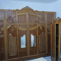 غرفه خشب • نضيفه • الديوانيه