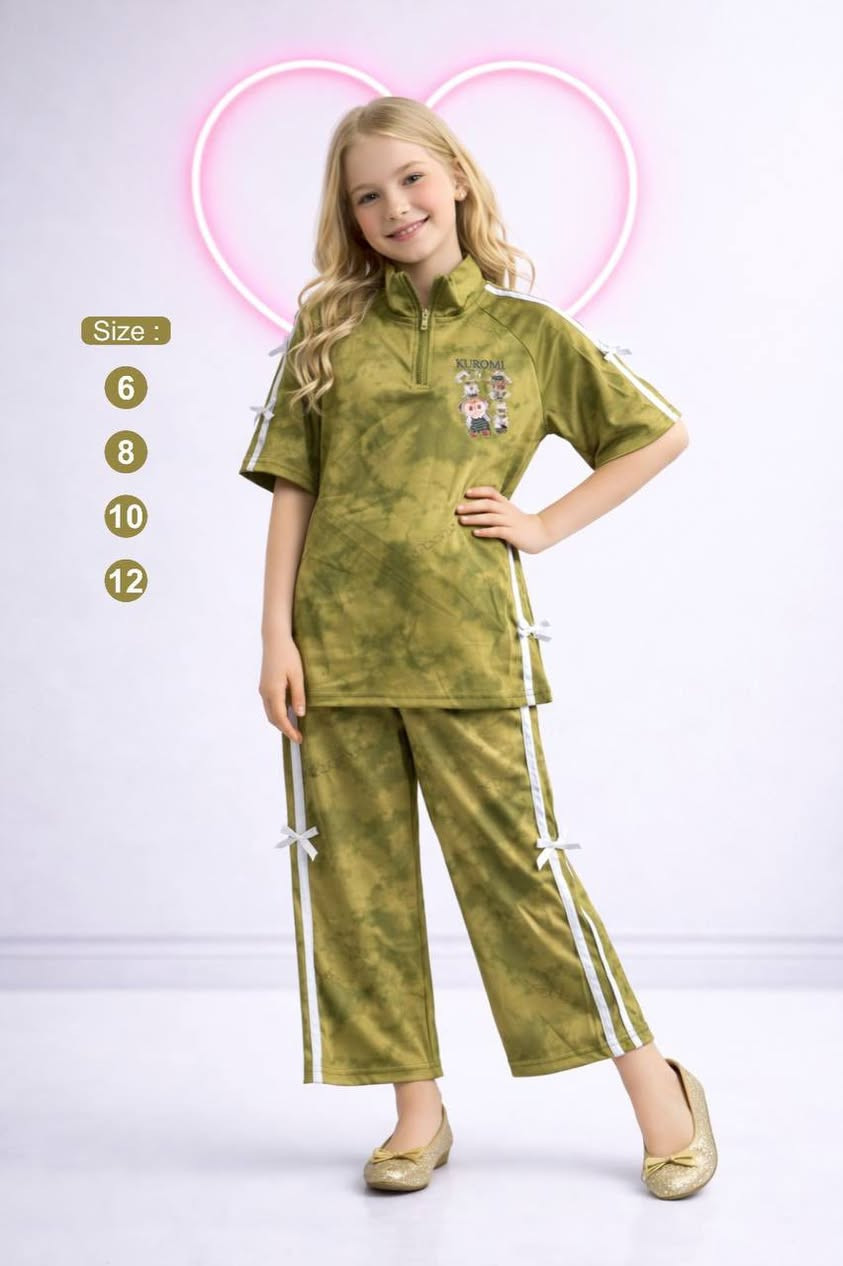 � تراك بناتي قياس 6–12 سنة
✔️ خامة مريحة وناعمة


**إذا كنت صاحب هذا الإعلان وتريد حذفه لأي سبب، رجاءا أرسل رسالة إلى الدعم الفني**