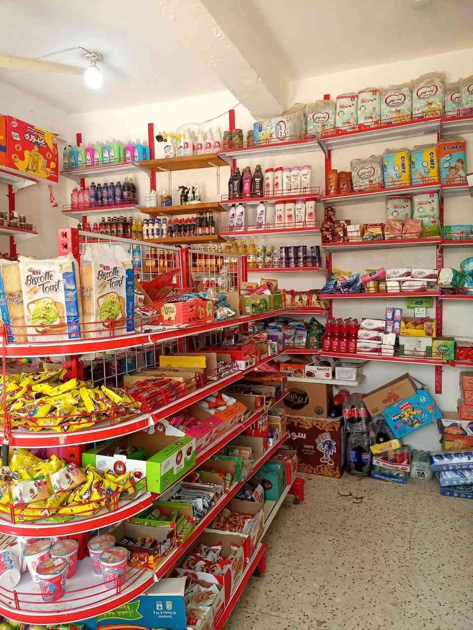 السلام عليكم 
للبيع اسواق تحتوي على ٥ برادات عاموديه ملك للمحل
و واحده طرحيه راجعه للشركه ايس كريم 
و٦ سلات اجباس مع سفينه وسطيه للحلويات 
الاسواق شغاله وخير من الله لكن عندي التزم بعمل آخر 
المكان بغداد العماري بستان سامي 
السعر 10 ملايين وبي مجال 
للاستفسار اكثر 
***********
