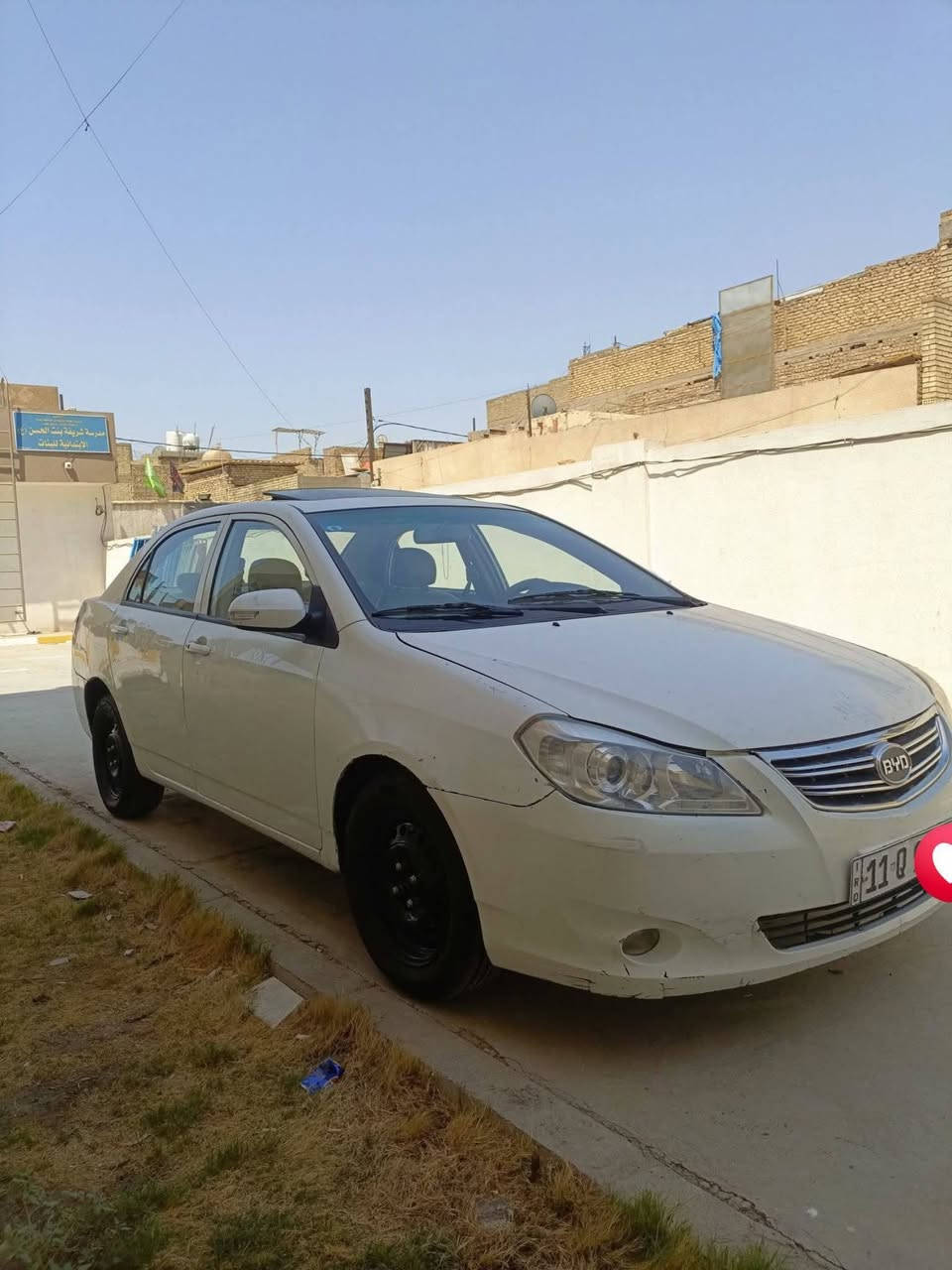 السلام عليكم  بيوايدي G3رقم بغداد2013 سنويه لل30 تحويل ثاني يوم كير اوتو مكفوله من كير ومحرك وتبريد تخم تاير جديد حداديته جديده بيها جاملغ الامامي صبغ لاضربه لاتبديل لاخياس ماشيه ١٢٨  للبيع سعر 53 وبي مجال  مكاني بغداد لكماليه ***********
