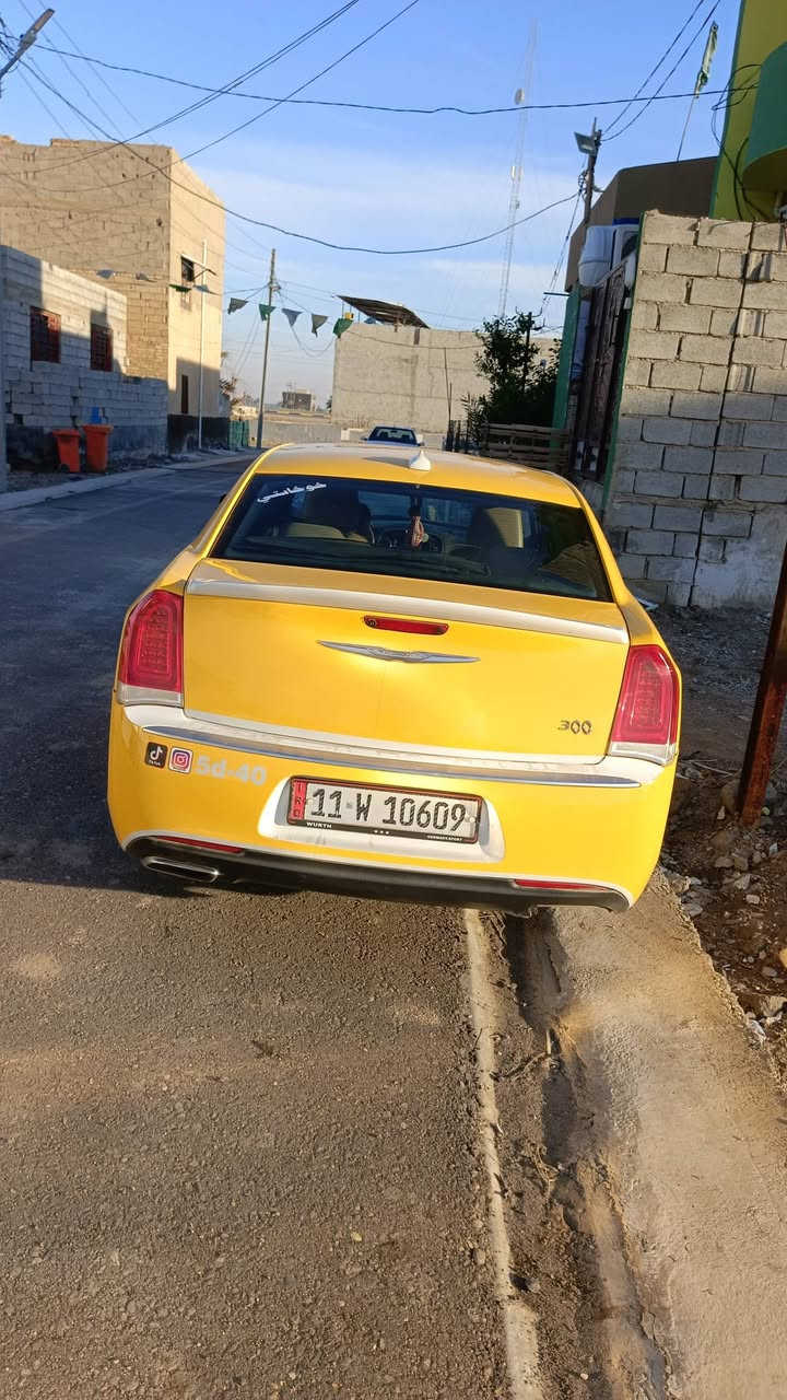 السلام عليكم أوباما موديل 2012 محدثة بس خار حادث بس الصندوك.  ومفتوحات جاملغوات اثنينهن المامية مال التحديث. السعر 175 وبيهة مجال اتصل وادلل 
***********
