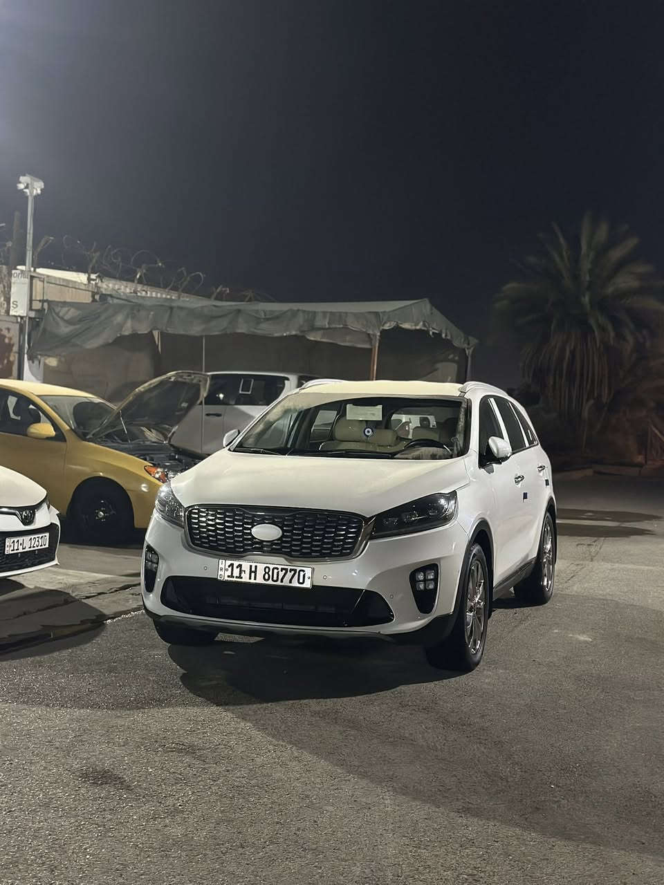 سلام عليكم لبيع سورنتو 2019 بغداد
بصمه سياره جنطه كهرباء 

تلاثه قطع تبريد 

تخم تاير جوه شركه اسبير مانازل 

مكفوله بس عده رصعه يم قيق بانزين مال حصوه 

باسمي السيارة مشروع وطني

ماشيه 64 حقيقي تجي وشوف سيارة احله من صور 
دوشمه ارضيه وكشنات 

الاستفسار رقم الهاتف ***********
