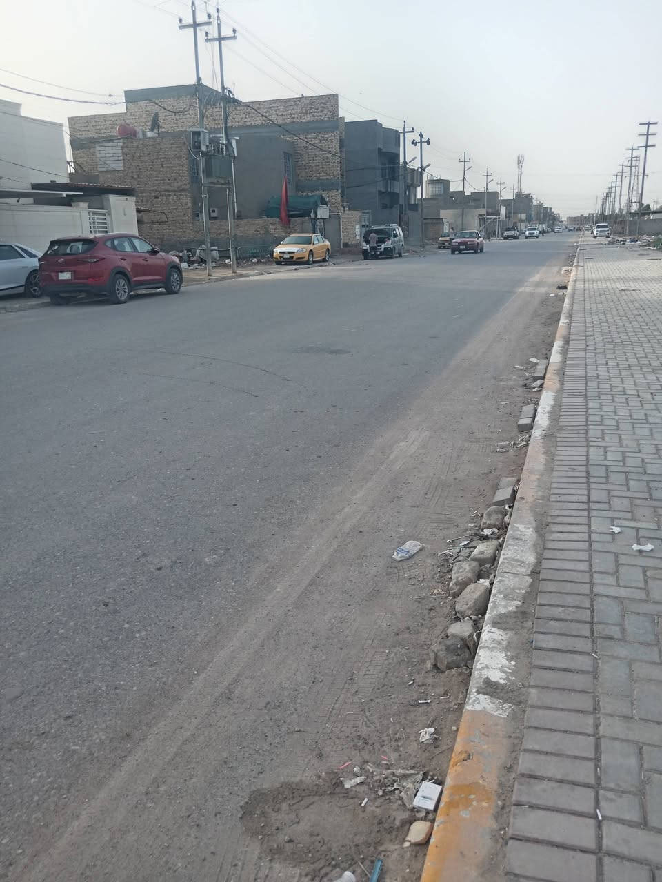 عرصه للبيع بحي الفرات قرب شركه حمورابي خامسه عرصه عن الشارع الرئسي المساحه ١٣٨ متر الوجهه ٦ متر نزال ٢٣ متر قريب على كليه الطب لمعرفه التفاصيل أكثر الإتصال الرقم ***********٩
