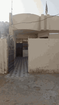 بيت للبيع 230 مقابيل نازحين زراعي سند 25 سعر 47 وبي مجال ***********
