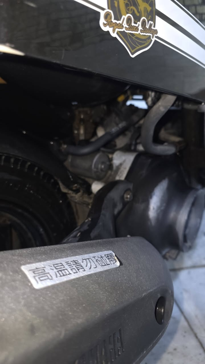 سلام عليكم شباب دراجه ماكس بوليس كابريته دراجه ما رمبه صارلي فتره من نازله كلشي  شغال بيه كهربائيات هندر سلف جيب فيتر افحص برغي ما مفتوح بيه العنوان ميسان حي الحسين قديم هذا رقمي ***********
السعر مطلوب 750 بيه مجال
