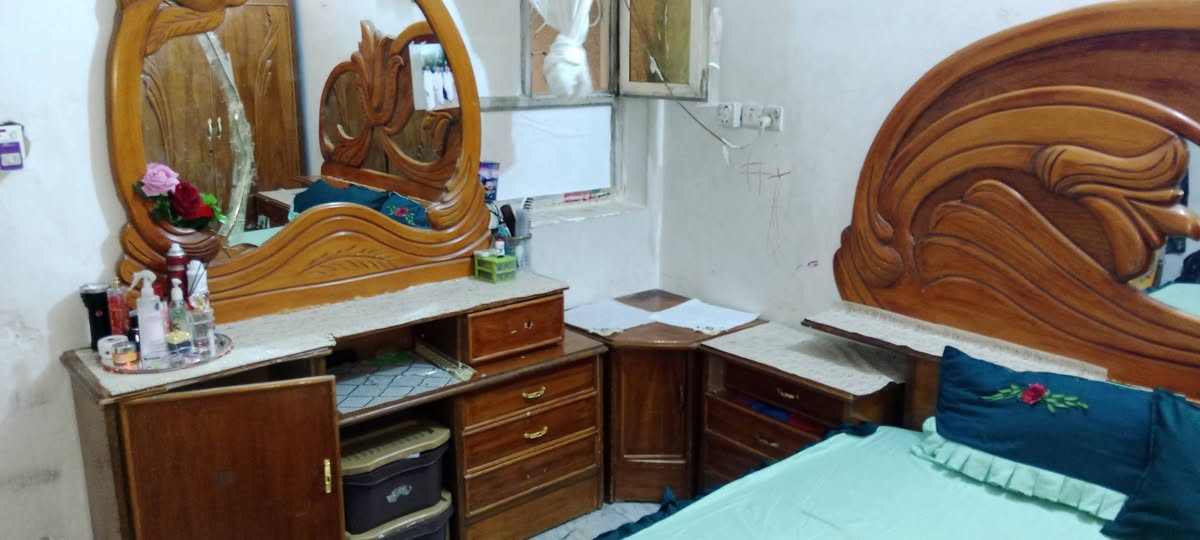 عرفه نوم ب450 شهداء البياع شارع المضخة الأول 
***********
وتساب موجود
