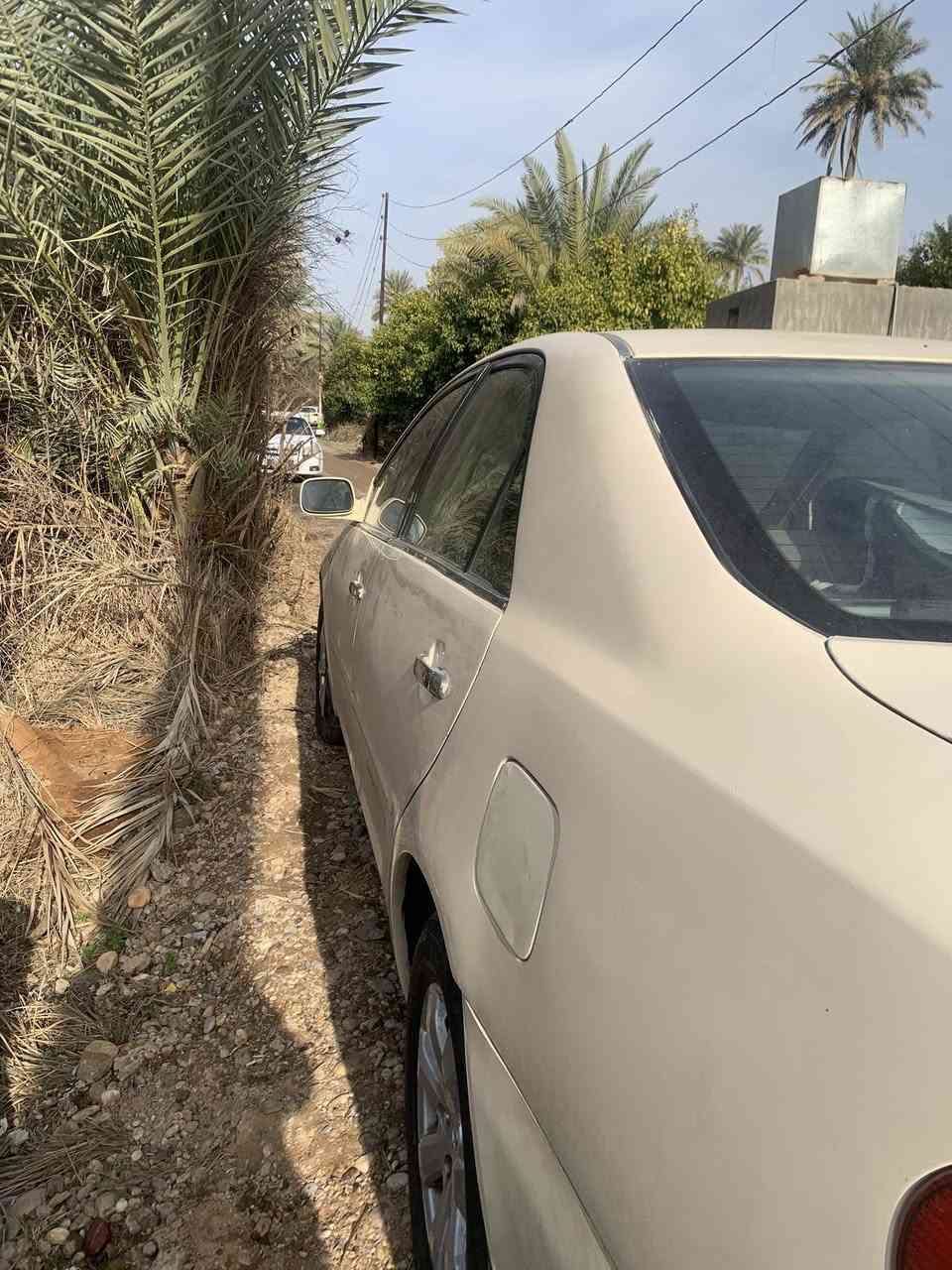 السلام عليكم
كامري موديل ٢٠٠٦ تجي تشوف بعينك
رقم مميز ٣ ارقام واسط تحويل 
كير محرك صدر داخل نضيف 
اتصل وحياكم الله ***********
