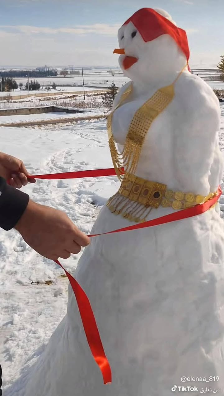 عروض سفراتنا النفر ١٠ الف واطفال دون سن ال٥ سنوات مجاني ☃️❤️
البرنامج الاول
 جبل ازمر
شلال احمد اوه السياحي
مغامره ركوب الخيل
سعر النفر 10 الف للحجز والاستفسار *********** واتساب ٠
