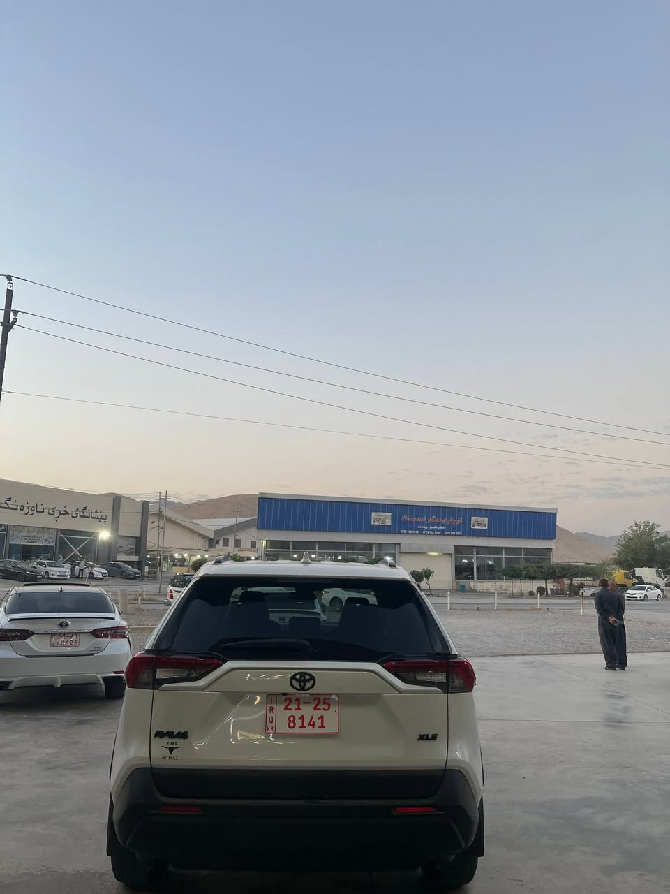 ڕافۆر ٢٠٢٤xle بەسمە شەخال سڵایت کوشن جڵد کوشن کارەبا سندوق شەفت ویل گەورە شاشە گەورە فولە بەس دەبڵ ئەکسل نیە ٢٢ هەزار مایەڵ ڕۆشتوە بەس یەک پارچە بۆیاخە دەرگای سایەق یەک بست دەرگای سەکن بۆیاخە ژمارە کاتی نەشکاوە ٣ مانگی لەگەڵە سحر ٢١٨ گەڵاو محامەلە سەیارەکە بێ سارد و بێ شوخت و بێ قوپە 
***********
