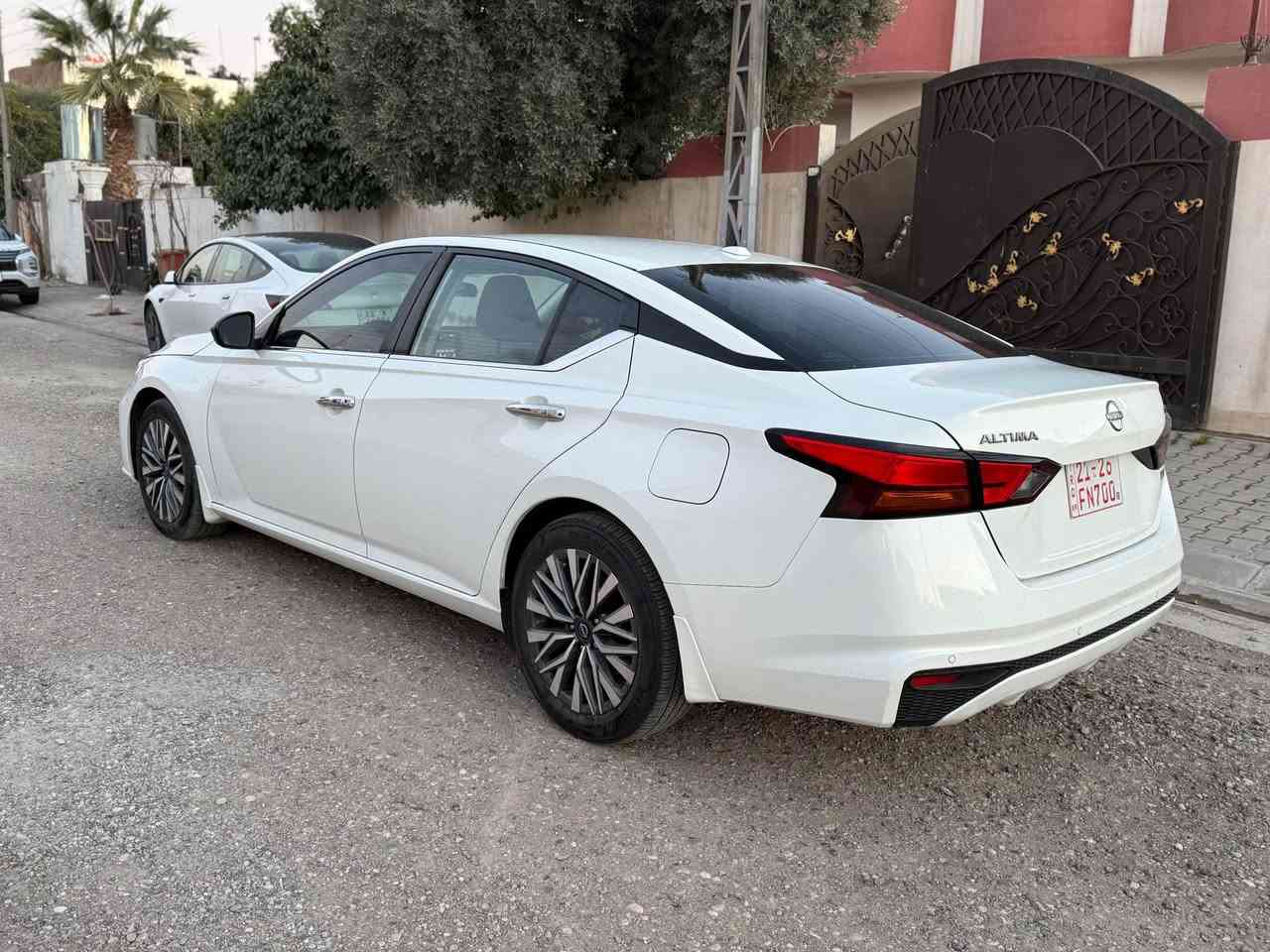 موديل 2024 
فئه SV

محرك 2.5

لونابيض

-المواصفات :- 

بصمه 

شاشه جبير 

تحكمات 

رادار امامي وخلفي 

تحديد مسار 

لايتات زنون عدسه 

ويل كب 

بعد مواصفاته معروفه 

-ضرر سياره بونيدوجاملغ صبغ ايرباك استيرن سستم  
تصليح درجه اولى بشرط اي خلل و نقص مابيه
-مكينه كير بشرط 

-ماشي ٢٣ ميل 

-عنوان كركوك 

-سعره ١٥٢ ورقه كركوك, العراق


**إذا كنت صاحب هذا الإعلان وتريد حذفه لأي سبب، رجاءا أرسل رسالة إلى الدعم الفني**