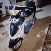 ماكس منغولي للبيع السعر 450 وبيها مجال.07756506014