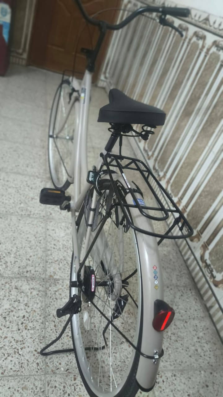 سلام عليكم باسكل حجم 26 للبيع فول الفول كفاله عاامه مديل 2021 للبيع لون مميز السعر 150 قفلل مكاني سماوه رميثه تواصل خاص او رقمي ***********
