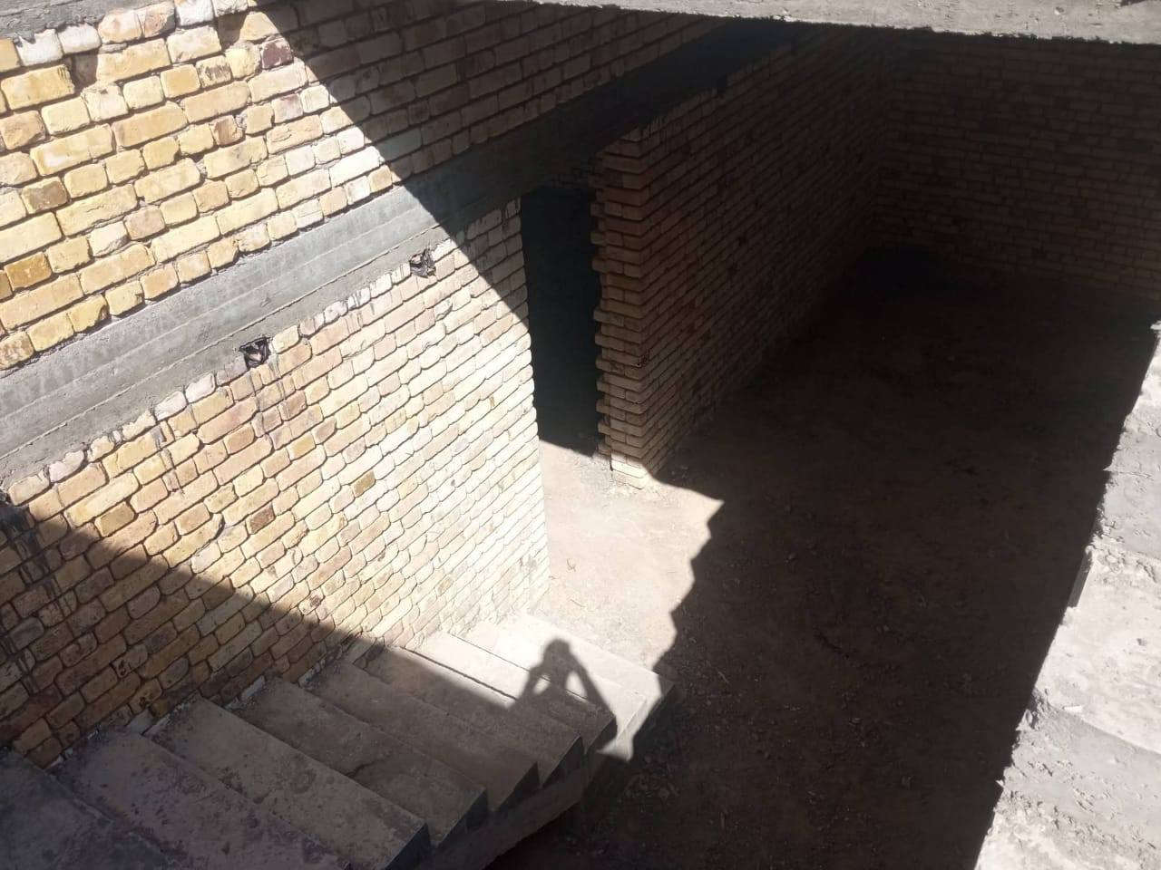 دار للبيع  عنوان سوق الشيوخ خنيطله 
مساحة ٢٢٦ زراعي  بناء طابوق  سقف مسلح كونكريت درجه اوله بناء حديث خريطه حديثه  السعر ٨٥  استفسار علق ب تم وتصل واتساب.


**إذا كنت صاحب هذا الإعلان وتريد حذفه لأي سبب، رجاءا أرسل رسالة إلى الدعم الفني**