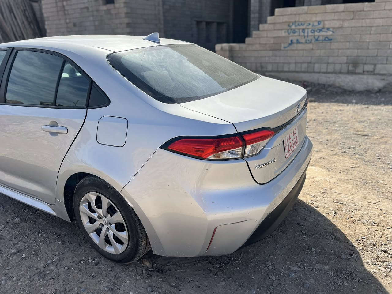 السلام عليكم كورلا للبيع موديل 2025 سلفر بيها قطعتين وباب توحيد اللون سعر مناسب 141$***********
