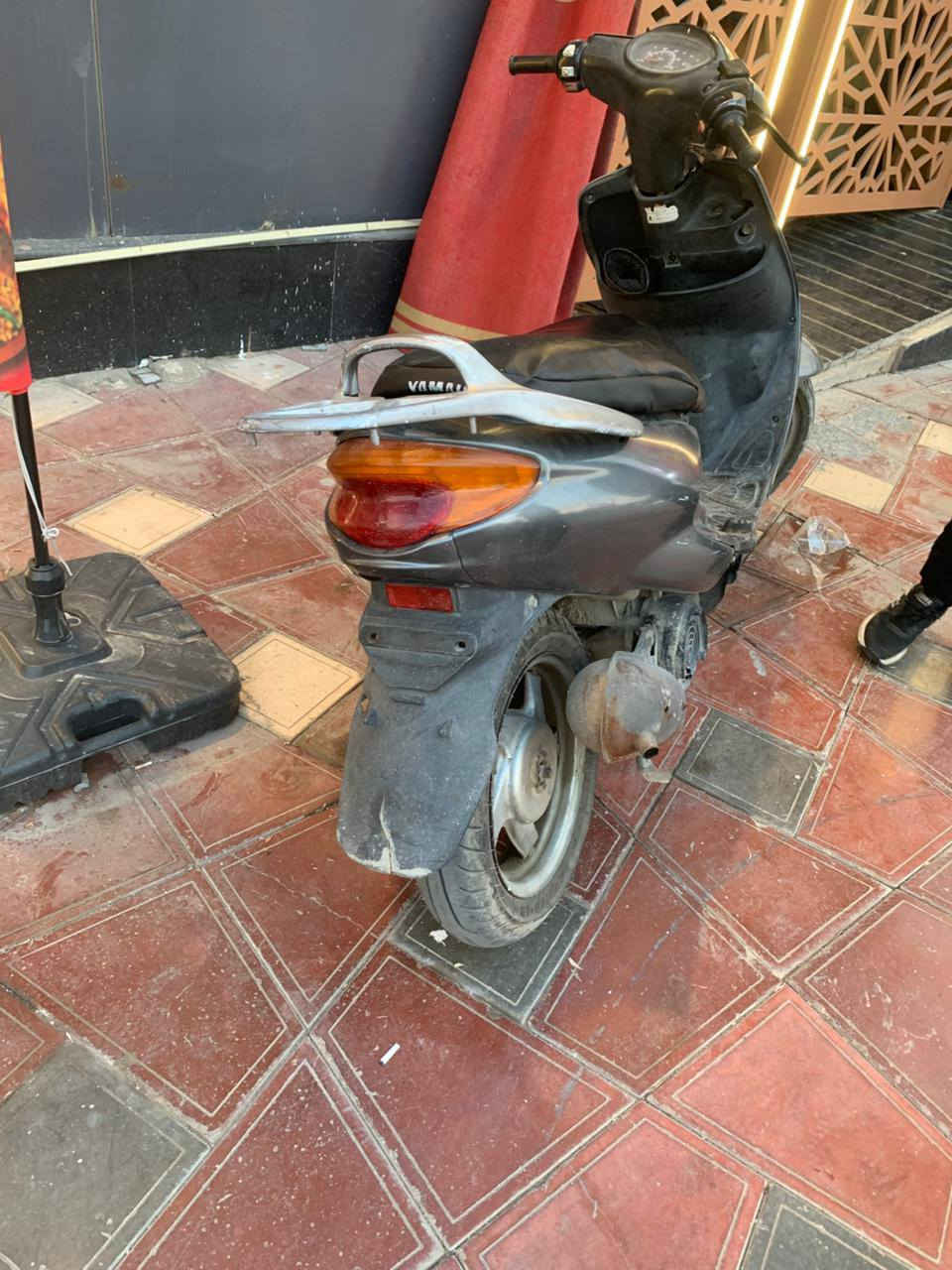 دراجه اكزز 100 تاير خلفي جديد كابريته جديد كهربائيات شغاله نكره سلف تحتاج كفرات من اليمنه فقط السعر 400 وبيها مجال المكان حي الحسين الاستفسار ***********
