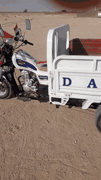 سلام عليكم ستوته للبيع دايون موديل 2016 السعر مليون و 450 وبيها مجال اوراق كفاله عامه ستوته بعدها كلش جديده بدي جديد محرك توني شاده اكسل توني شاده ستوته ماناقاصه برغي والله مال جناي مكاني الزبير للمزارع المو شراي لا يتعبني خلي يتصل على رقم وبيك خير وتدلل‏‪***********‬‏
