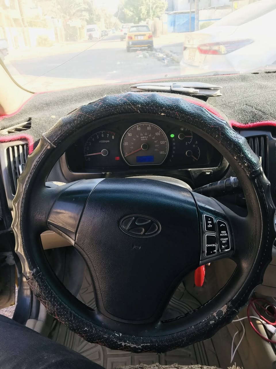 سلام عليكم ورحمة الله
للبيع النترا 2007 وارد امريكي مكينه 2000
حادث جاملغ ايمن سياره نضيفه ومرتبه على ايدي
تايرات جدد كير مكينه مكفولات صدر نعمة من الله 
السياره ماتصرف عليها ربع اشغل وتطلع بيه على باب الله 
الرقم مالتها احمر صدامي الغرامات والهيئه عليه وسياره بااسمي تحويل شوكت مايعجبك 
السعر 85 ورقه لي يعجبه سعر يجي ويفحص وبي خير ويدلل 
وبيها مجال للشراي معاجبك سعر لااتكسر واعبر ورحمه الله والديك
السياره مكانها بغداد البلديات 
***********
