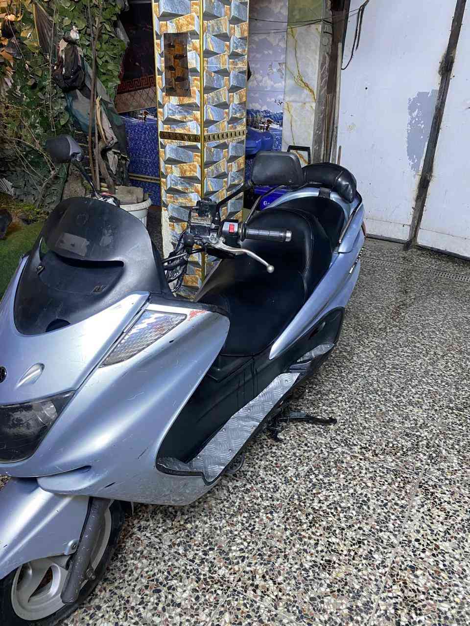 دراجه ماجسته 160 دراجه حلوه ونظيفه قشر كامل نظيف الدراجه غسلتها نقعد الباتري شحنه وما تشتغل الدراجه بمكان مدينه الصدر بغداد قطاع 47 سعر دراجه 375 وبيها مجال رقم التليفون ***********
