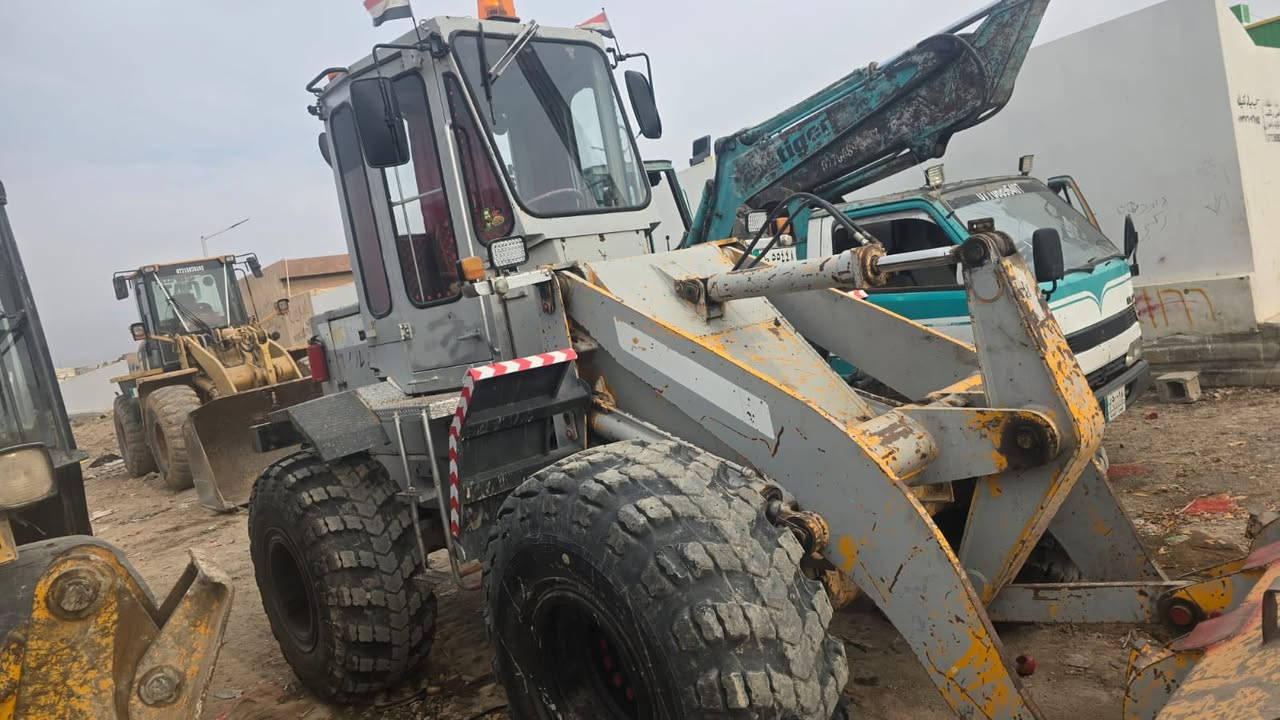 شفل فوركاو للبيع موديل 92 اي نقص مابي سعره 175 بي مجال بصيط رقم الهاتف ***********
