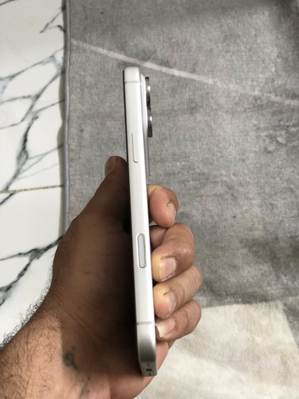 ايفون ١٧ برو ماكس شريحه الكترونيه
للبيع السعر ١٨٧٥  بيه مجال جدا بسيط 
متوفر واتساب *********** 
بيه طخه جدا بسيطه
