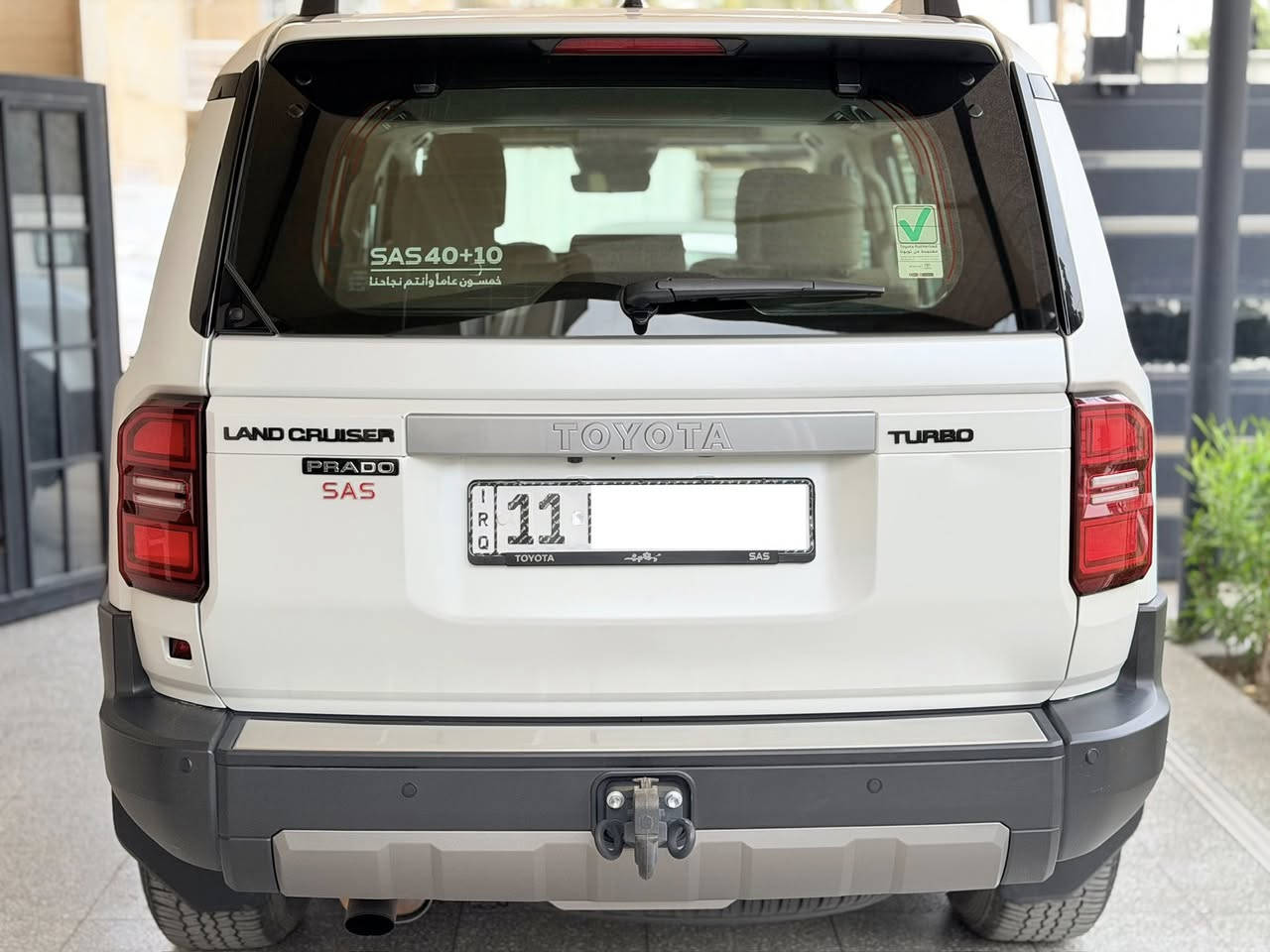 سلام عليكم.... اخوان عندي برادو 2024  (R3)استلام شركة ساز ماشيه 24 الف فقط  وبالضمان لون ابيض رقم بغداد بأسمي وتحويل مباشر  السياره مكفوله من كلشي ومغلفه بالكامل ابيض طافي سعرها 49800$ واي استفسار هذا رقمي *********** 
مواصفاته 
سلايد 
كشنات جلد وكهرباء لون بيجي 
باب خلفي كهرباء 
فور ويل 
سبعه راكب 
ثلاجه 
انظمة قياده 
لايت زنون
