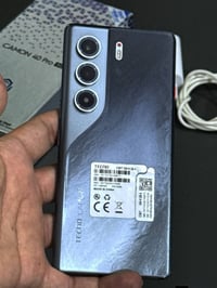 تكنو كامون 40 برو 5G • ٢٥٦/١٦ • شاشة ١٤٤ امولد