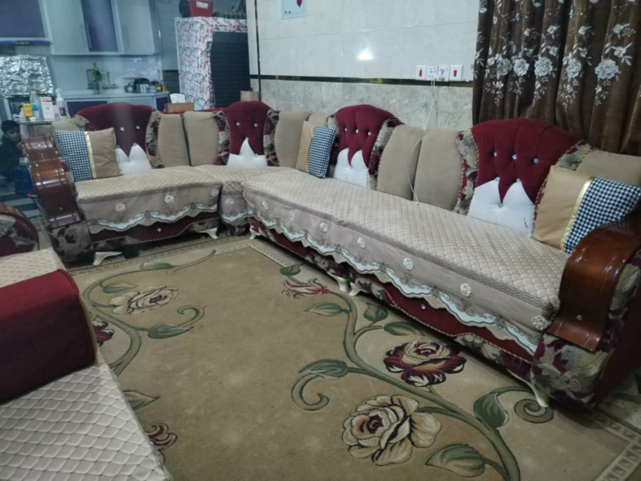 تخم قنفات نضيف تسكام السعر 350وبي مجال بسيط


**إذا كنت صاحب هذا الإعلان وتريد حذفه لأي سبب، رجاءا أرسل رسالة إلى الدعم الفني**