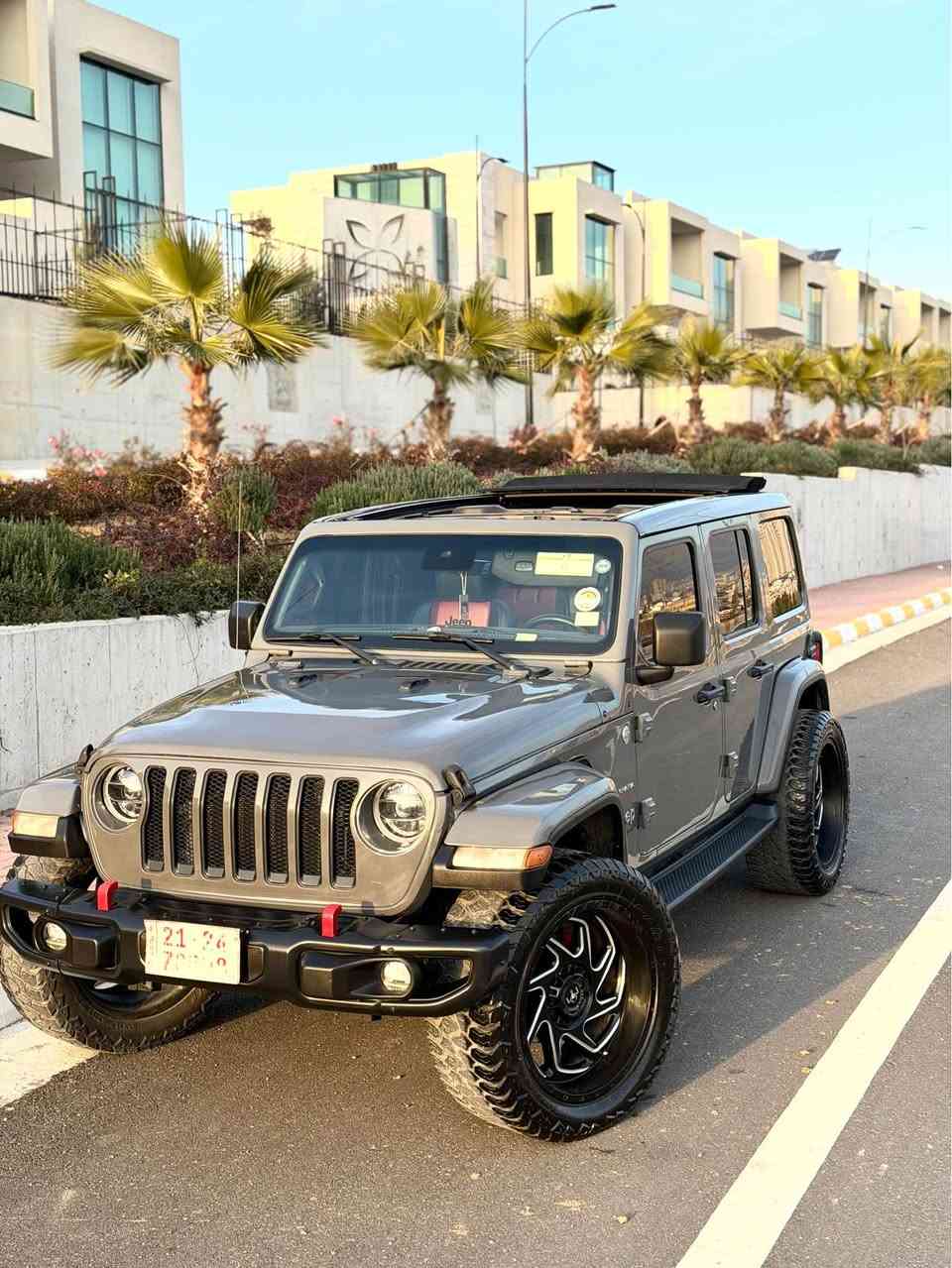 jeep wrangler 2023
نموونە لە جوانی
سەیارەکە لیژنەیە بە شەرتی ئەوەی هەموو کوردستان بگەرێ هیچ موشکیلەی نیە هەتا قەراری بۆ دەر ئەچێت
سەحارە
٤ بستۆنی تۆربۆ
بەس بۆنیتی  بۆیاخە
ئێرباگ بەس سوکان تەقیوە بیلادی تێ کراوەتەوە
سەقف و پۆستالی لە رەنگی خۆیەتی
قەپات مواسەفات
سەقف پانۆراما
                                                                        شەغال
شاشە گەورە 
٢ زۆنی تەبرید
کوشن هیتەر
کوشن کارەبا 
سوکان هیتەر
سەماعە ئالپاین
ناو سور بیلادی
سەیارەکە کامل جوانکاریە
                         دەعامی و لایتی   ڕوبیکۆنی بیلادی لەسەرە 
ویل ٢٢ 
گێر و مەکینە و تەقەورەقە و دەبل ئەکسل هەمووی بە شەرت
٤٠ هەزار رۆشتوە
لە سلێمانیم
٢١٧گەلا و معامەلە
*********** السليمانية, العراق
