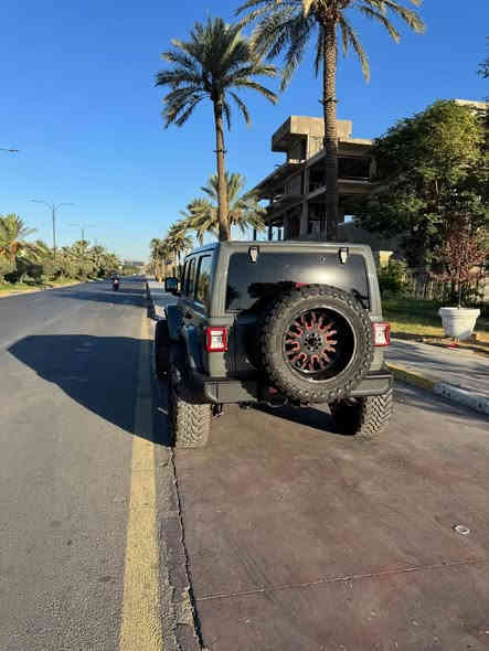 السلام عليكم ورحمة الله وبركاته 
للبيع جيب رانگلـر (صـحاري)
محرك السيارة 6 سلندر 
موديل (2023) 
ماشيه 2000 km بمعنى ( زيرو )
دخول جديد ( بدون رقم )
تترقم بغداد 
الحادث كما موضح بالصورة 
ملاحظة مُهمة "
السيارة صبُغ عام ، ( جمالية فقط)
السعر 32$
بغداد حي الجهاد او الحارثية
***********
