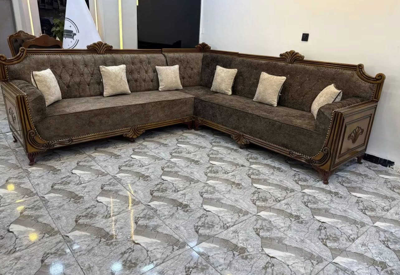 معرض صلاح آلدين للأثاث المنزلي للجمله والمفرد 
تجهيز طلب احد الزبائن من معملنا في تركيا إلى تكريت
ديوان ملكي ابو تأج خشب زان 18 مللم سفنج 15 سنتيم اكسترا 
ضمان حقيقي 5سنوات صيانه 
#زورونا_تجدون_مايسركم🚶🏻‍♂️
#الفرع_الاول تكريت الزهور مقابل كليه التربيه البنآت مجاور تانكي المآء قرب غصن الزيتون 
#الفرع_الثاني تكريت الزهور مقابل مدرسة خالد بن وليد قرب تربيه البنآت


**إذا كنت صاحب هذا الإعلان وتريد حذفه لأي سبب، رجاءا أرسل رسالة إلى الدعم الفني**