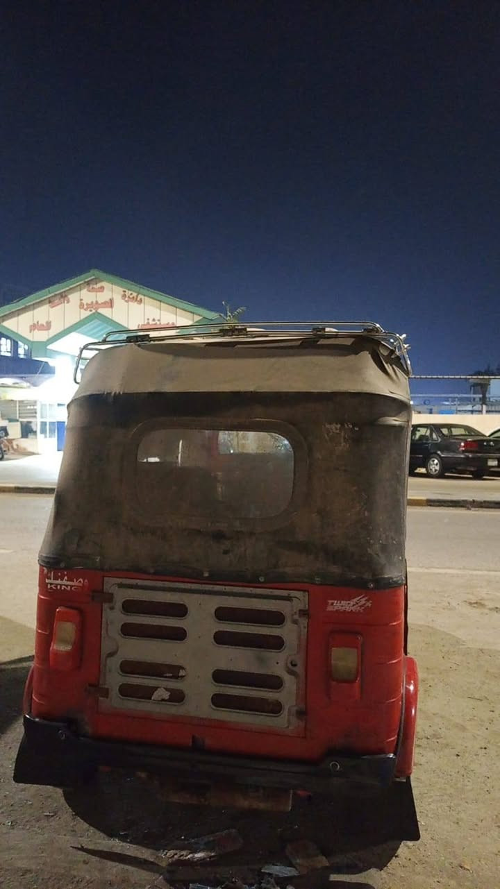 سلام عليكم تكتك مديل 2017/12/22
مرقمه واسط انكليزي وداخله هزه لوحات طالعه بسمي مداور ثاني يوم
معمره دوس امامي خلفي يحتاج بس صبغ
التكتك خير من الله
مكينه تخبل كلجات جديد شركه تخم بنزات 
تخم تايرات جديد ابو طلقه
كهربايات كله شغاله
التكتك مال جناي
السعر4750 وبيه مجال
ملاحضه السيبايه مو ياهه
خاص ماكو 
رقم***********
