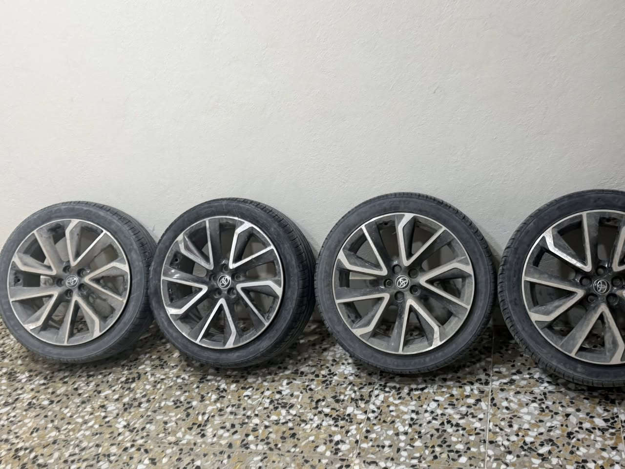 تخم وياله وتخم تاير حجم18جديد لا فطر ولا عواج بلادي كورلا موديل 2024 مال إس بلادي سعر 450بيهن مجال مكاني الأنبار فلوجه هاذا رقمي بي واتساب أو تصال ***********
