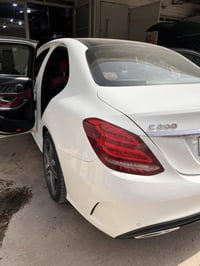 دوشمة مارسيدس بنز C-Class  كشنات مع بطاين ابواب مع الفرس الوسطاني  الج...
