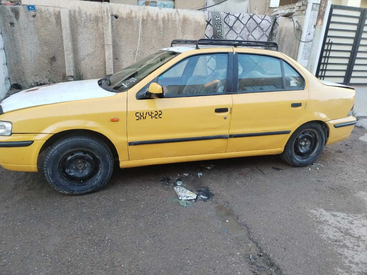 السلام عليكم  عندي هاي السياره سمند  2009 مصفره ماعليها اي غرامات  سعرها 25 ورقه  و بيها مجال رقمه بغداد ***********  اتصلوا على هذا الرقم اذا تريدونه
