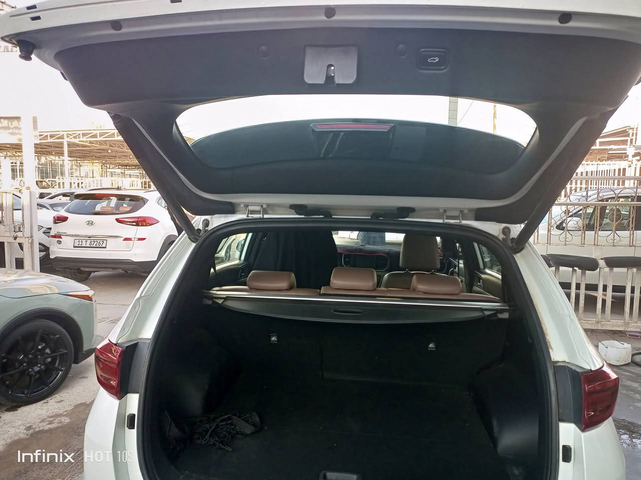 السلام عليكم
سبورتج 2019////شكل ال20
خليجيه كفاله من الصبغ 
والحادث والتبديل#
حداديه اماميه وخلفيه جدآ ممتاز 
تخم تاير جديد سياره 
كير محرك شركه..... شرط الفحص رقم بغداد الجديد 
.......
مواصفات
1.بصمه تشغيل بصمه ابواب

2.بانوراما

3.داخل لونين عسلي،واسود 

4.داخل جلد مطعم قماره بلاك 
اناره داخليه،بلاد زنون،،،
5.جنطه،كهرباء.

6.ويل 19

7.اوتو هولد
منحدرات،
مانع انزلاق،فول مخارج،صونيه،شاحن ذكي،

8.تبريد قطعتين 

9.ترحيب عند الاقتراب،،،،

10.يدات ترحيب،اناره،،،،،،
فول سستم،كروم كت الخارجي،شكل جي تي

11.كراسي،2كهرباء،،،

12.شاشه،كبيره،كامره دواره،،

13.تبريد 🎹 
اشاير،بالمري،يدات،كروم،،،،،
اريل،نفكيسن....
مرايه،عاكس،اوتو،،دم
14.حساس امامي،خلفي،
لايت زنون
15.سايد بريك.....دكمه.

3انضمه قياده،..كروس سرعه فول تحكم ستيرن.حاكيه،
.............السياره فوووووووول 
السعر199........مكان السياره اليوسفيه ناحيه الرشيد الشارع العام 
***********
***********
