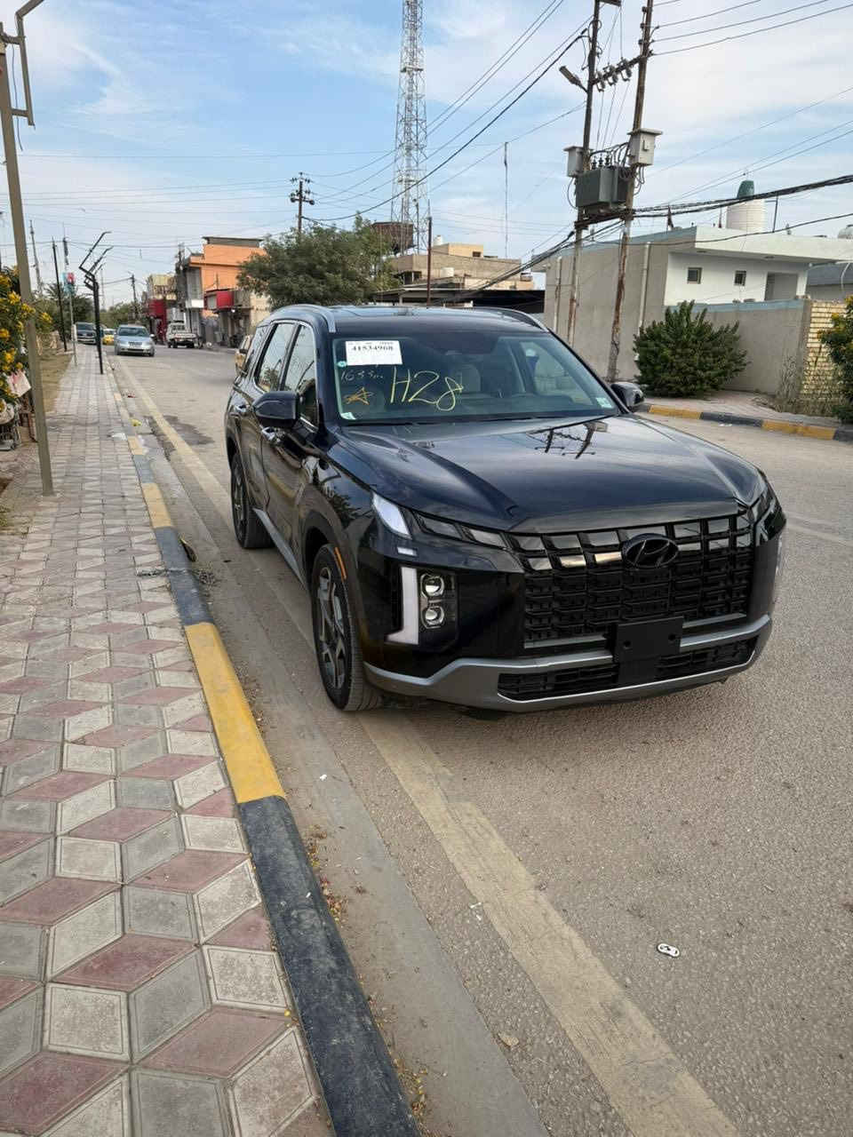 السلام وعليكم
للبيع 

هيونداي بلسايد 

2025وارد امريكي

تبديل باب خلفي وتصليح داير باقي كفاله 

 بجم كبس 

ماشية 2600mi

مواصفات :- 

بصمة تشغيل 

تشغيل عن بعد. 

بصمة ابواب وصندوق

كامرات ٣٦٠محيطي

5كامرات 

حساسات امامي خلفي

المقاعد الاماميه كهرباء

كشنات امامي خلفي تدفئة تبريد

كشنات خزن ميموري 

تدفئة استيرن

شاحن وايرلس

التبريد ثلاث قطع 

التبريد الخلفي تحكم منفصل 

رادار امامي + خلفي 

رادار جانبي نقطة عمياء

قيادة ذاتية 

تحديد مسار

6 منافذ usb للشحن 

فتحة سلايت 

داتو شو

شاشةGBS

اشاير مري 

لدات امامية

بكلايت ليد 

سايد بريك بصمة 

فتح الجنطة كهرباء

 عن طريق البصمة 

تحديد مسار

اوتو ستوب 

4 وضعيات قيادة

مرقم شهداء 

للأستفسار :‭٠٧٧٣ ٢٤٠ ٥٨٢٤‬

السعر 280بيها مجال 

مكان السيارة : كربلاء الحسينية
