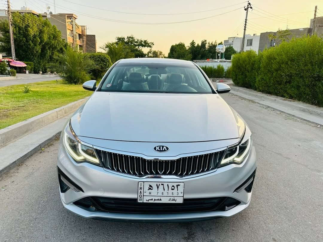 السلام عليكم
للبيع 
كيا اوبتما وارد امريكي 
موديل 2019 FE حادث خفيف. 
🔹  المحرك: 2.4 GDI
🔹  تحكمات ستيرن ومثبت سرعة
🔹 تثبيت مسار وتنبيه مغادرة المسار
🔹 شاشة كبيرة
🔹 رادار نقاط عمياء + حساسات خلفية + كاميرا خلفية
🔹 ٣ وضعيات قيادة
🔹 اشاير مري +  لد نهاري
🔹 ماشية 70 الف 
🔹 الضرر: تبديل بنيد وصارت بيها طخه خلفية تبدل قبق جنطة بلادي نفس اللون وبيها بارد بسيط بالباب الخلفي
🔹 السنوية بإسمي تحويل ثاني يوم، السيارة جاهزة ما بيها اي نقص وافحص وين ما يعجبك

السعر ::  ١٢٨ 
مكان السياره بغداد 
رقم صاحب السياره : ***********
