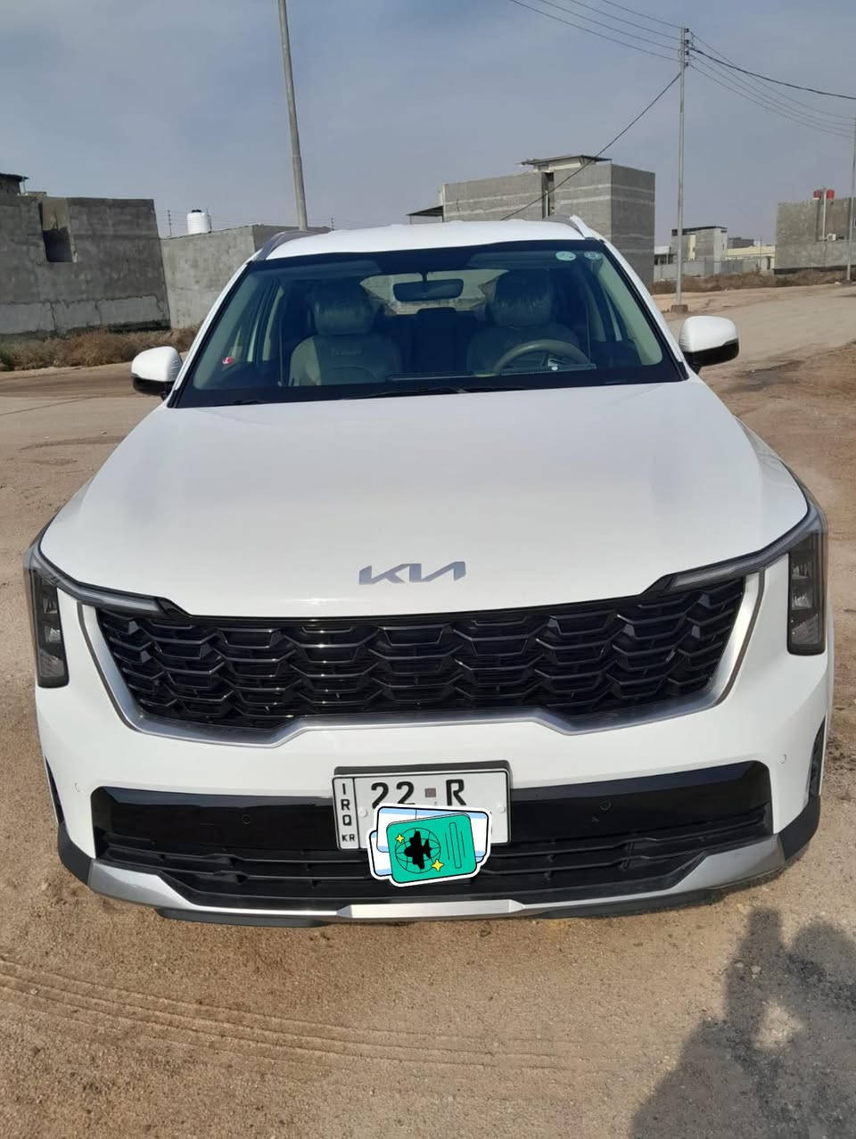 السلام عليكم..
سيارة للبيع نوع سورنتو موديل (((2025))) 4 سلندر في البصرة السيارة بعدها على وضع الشركة ماشية(((11الف))) السيارة بعدها جديدة ،
السيارة مواصفاتها فول ماعدا الفتحة و مواصفات السورنتو ال2025 معروف مثل(گير ماوس،هاند بريك دكمة،الصندوق كهربائي،اشاير بالمري ترحيب و الخ من المواصفات الممتازة)
السيارة رقمها اربيل مثل ما واضح بالصورة وكالة بأسمي وصاحبها شركة موجودة بالبصرة وكفالة عامة بدون اي زلغ 
طبعاً السيارة ب310 وبيها مجال قليل للتواصل الرقم :
***********
