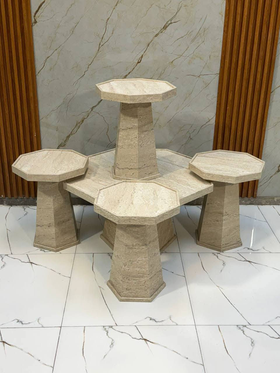 سيت طبلة 1+4 
خشب مودرن موديلات جديده في تصميم عصري جديد وحديث لاصحاب الذوق الرفيع والتميز بيتك ويانه اجمل واحدث الموديلات الجديده 😍😍 

منشأ تركي 😍🇹🇷 

للحجز والاستفسار يمكنك مراسلتنا على الصفحه الرئيسيه 

توجد خدمه توصيل كافه محافظات العراق 🚛🚛🚛🚛


**إذا كنت صاحب هذا الإعلان وتريد حذفه لأي سبب، رجاءا أرسل رسالة إلى الدعم الفني**