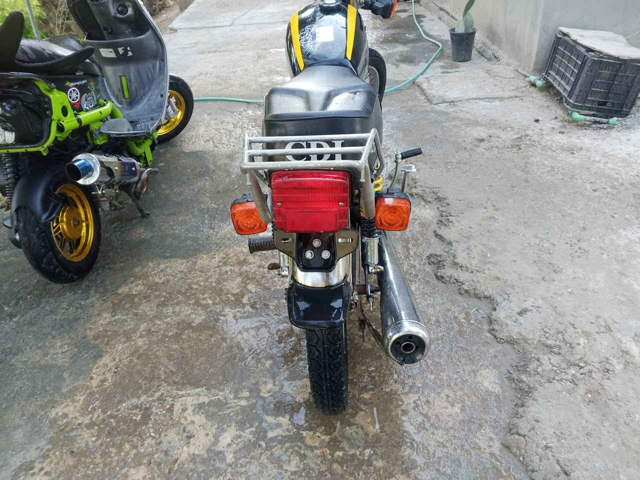 سلام عليكم شباب دراجه اربعه كير 
مديل 14 اوراق الدراجه مثل ما شوف بعينك مكاني كربلاء طوريج ***********
