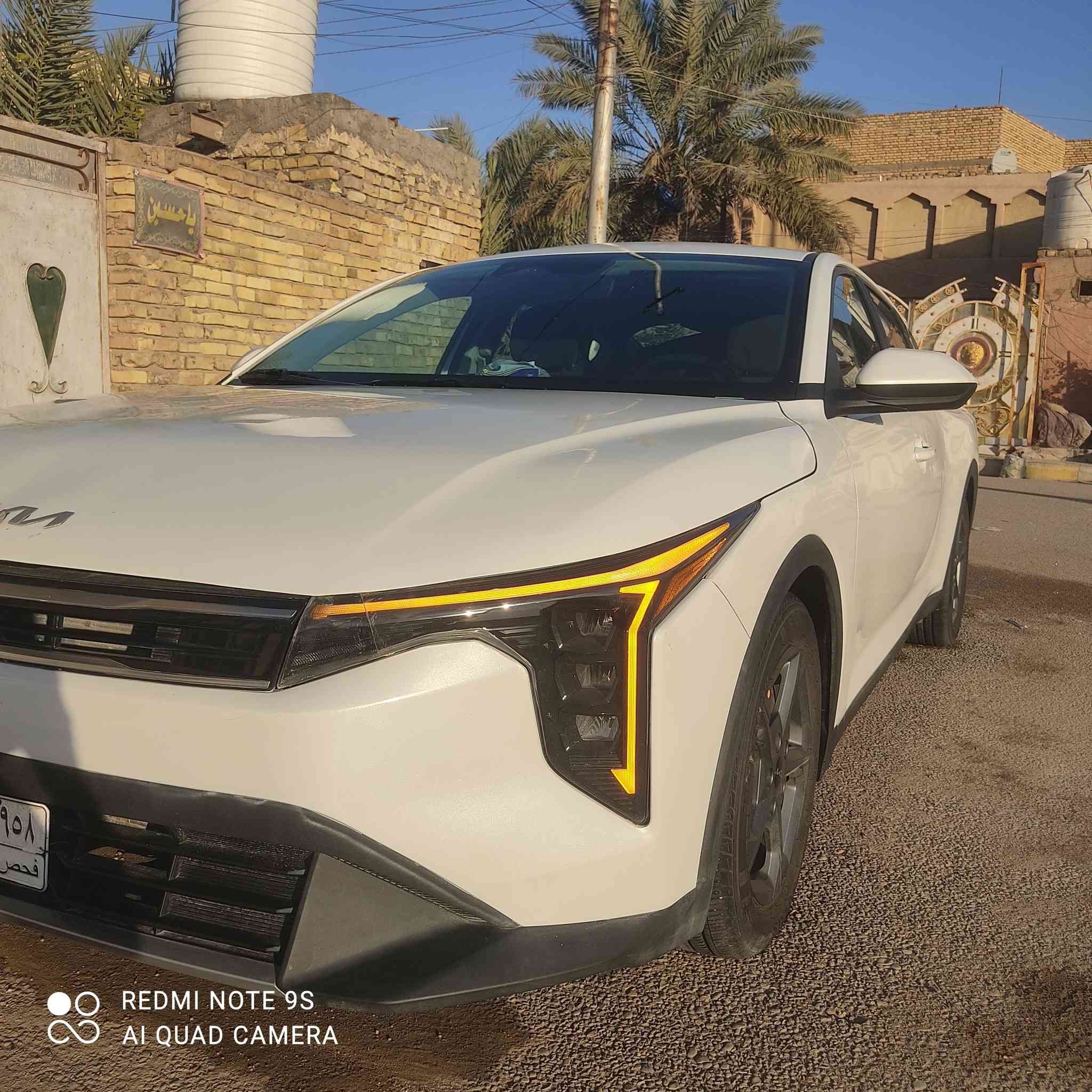 السلام عليكم ( *********** )
للبيع كي 4 موديل 2025 
بدون رقم بأسمي تترقم جميع المحافظات 
مكان الناصريه مركز
حادث بدون تبديل فقط تصليح باب امامي وخلفي و جاملغ امامي وطرف البنيد صور الحادث مرفقه
السعر 155 وبيها مجال 
هاتف ( *********** )
