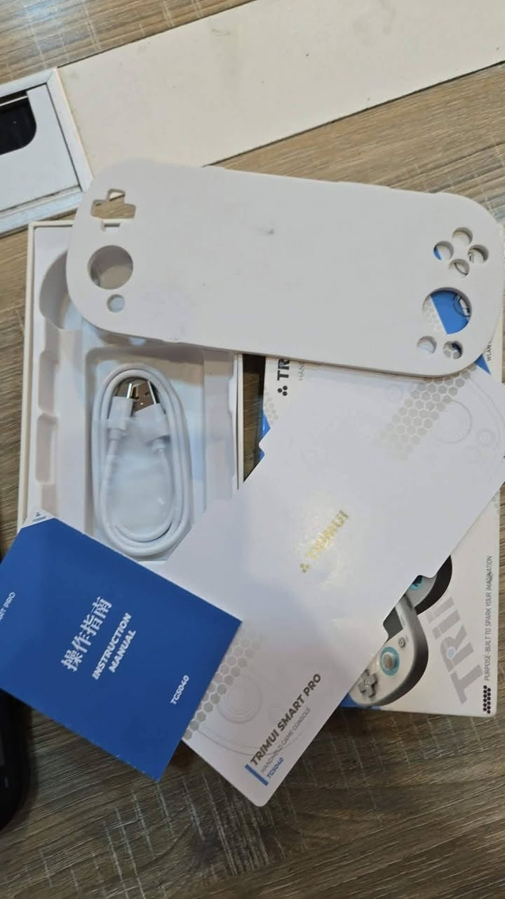 TRIMU SMART PRO TG5040
Memory : 128 GB
 يشغل من العاب بلي١ وانت نازل

جديد ما مستخدم
مثل ما موضحة بالصورة
والفيديو بالأخير

السعر : ٦٠ الف

توصيل متوفر ٥ لكل المحافظات العراق


**إذا كنت صاحب هذا الإعلان وتريد حذفه لأي سبب، رجاءا أرسل رسالة إلى الدعم الفني**