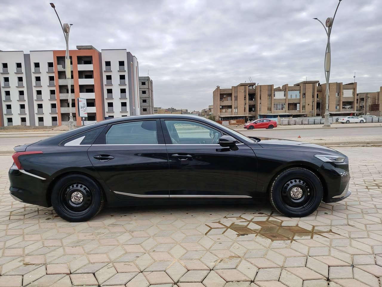 للبيع
Kia K8 
موديل 2023
مرقمه قادسيه معوقين
مكينه بانزين ٤ سلندر ٢٥٠٠
ماشيه ٥٥ الف كيلو حقيقي شرط الفحص 
فول مواصفات
4 كامرات
من تفتح اشاره يمنه أو يسره تشتغل الكامره 
حساسات امامي وخلفي وجانبي
دواخل جكليتي
تشغيل عن بعد
تتقدم وترجع بالريموت 
رادارات امامي وخلفي وجانبي
الكشنات والستيرن تدفئه وتبريد
بردات خلفيه
سستم صوت
الحادث ( الجاملغ الأيسر راجع نفسه والبنيد مبدل اصلي وكل القطع اصليه بدون قطرة صبغ بالسياره ) 
الديوانيه ام الخيل
***********
السعر 185 ورقه
