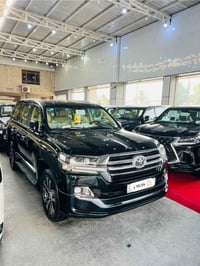 لاندكروز GX-R   ( بريم )   موديل :2019   ماشية : 66km   المواصفات   فت...