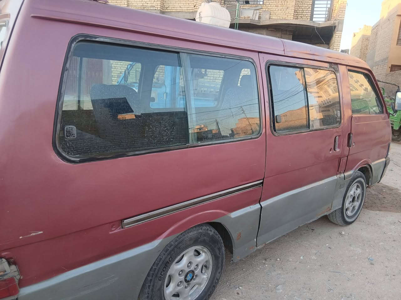كيه للبيع موديل ٩٥ سنويه لل٣٠ مصفره هيئه وغرامات تريد وكاله تريد تحويل كربله ***********

