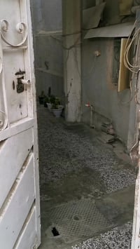 بيت في ام الكبر والغزلان بضهر جامع الفردوس بلمربع الذهبي مساحه البيت 8...