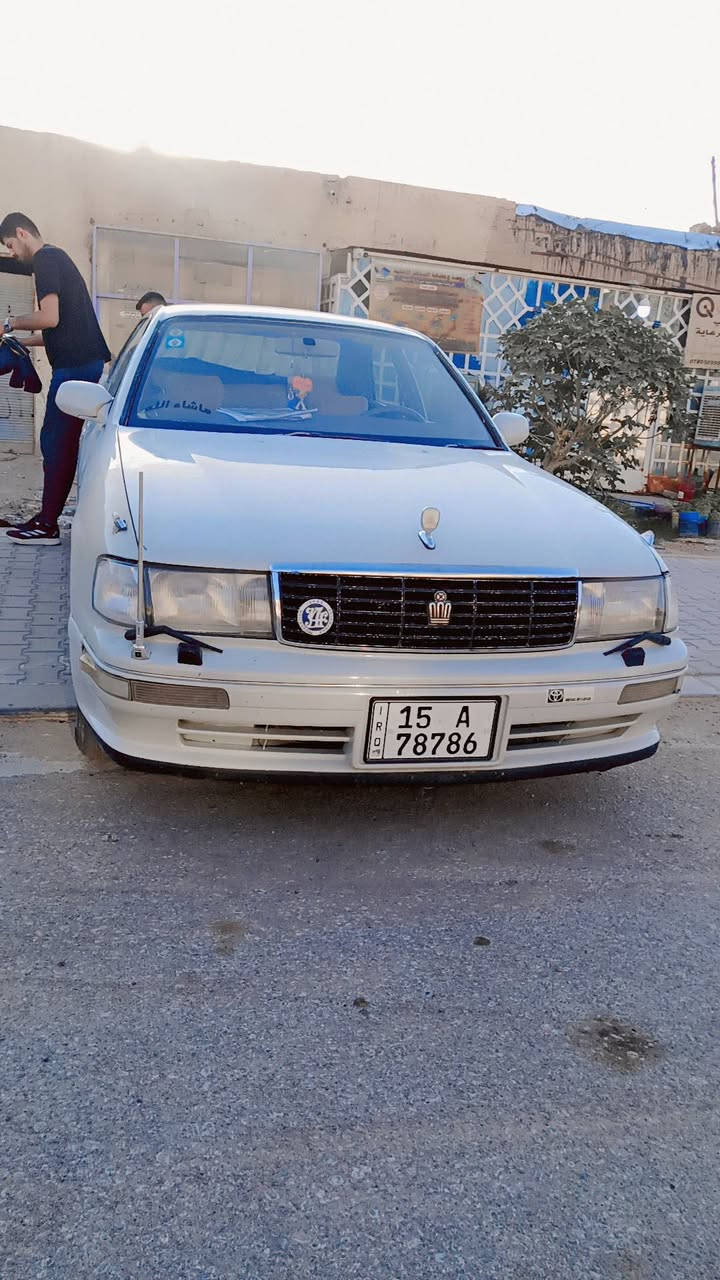 سلام عليكم بطه متصل للبيع سياره تخم تاير جدد حداديه جديده كير مكينه اكسل جدد تبريده ثلج حساسات خلفيه كهربائياتها كلها شغاله رقم جديد الدولي بسمي رقم انبار مميز اداورلك بأي محافضه مكاني نجف لاشرف
سعر سياره 65 وبيها مجال سياره مال جناي ولله عل ايدي 
رقم تلفون ***********
