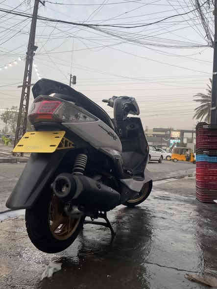 السلام عليكم سكنس فحل نوزل خمسينه  أم طلاعات دراجه جديده مكنيه مامفتوحه جيب فيتر وتعال دراجه بيه كلچات آر جي إس يعني شلعه شك الكاع وصالصنه أر جي إس رياضي صوت يخبل كهربيات كله شغاله اشاير لدات 3 ألوان لايت عالي ناصي وكشن رياضي عالي و قاعدة رقم  دراجه مناقصه شي سعر 800  المكان بغداد بلديات *********** خاص ماعندي بس واتساب وعل خط
